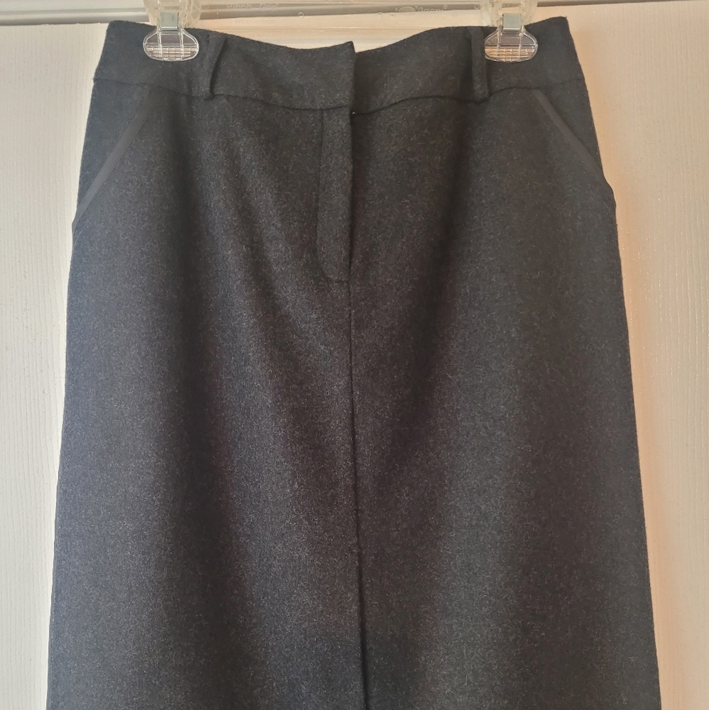 Women's "Nine & Company" Wool Skirt, sz 6